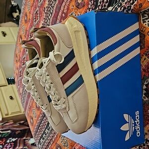 Brand new adidas retropy e5 rare women adidas